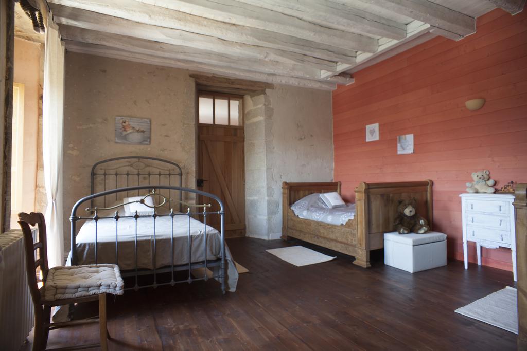 Logis De Riparfonds Bed & Breakfast Бресюр Екстериор снимка